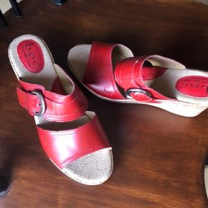 Red b.o.c BORN Sandals NEW cork wedge